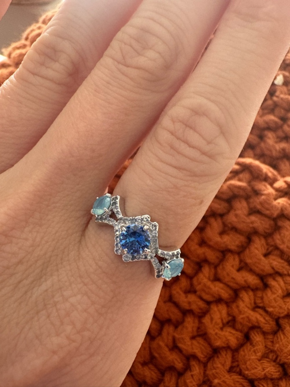 The Marguerite Ring. Size 6